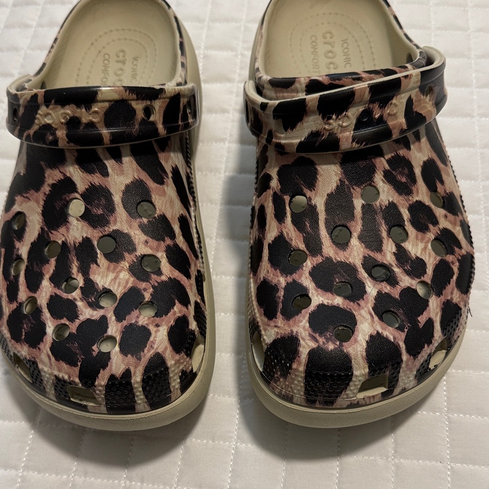 CROCS Leopard Print Mules